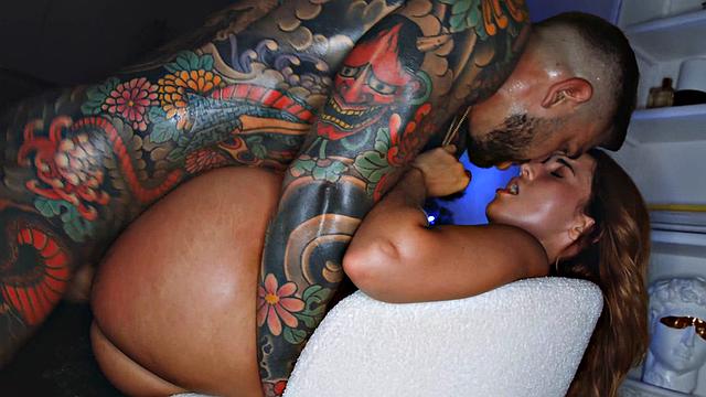 Redhead Agatha Vega's Hardcore Christmas Gift - Full HD!