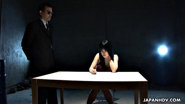 Shizuka Minami rides on a throbbing cock