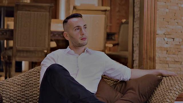 Assfucked euro babe deepthroating