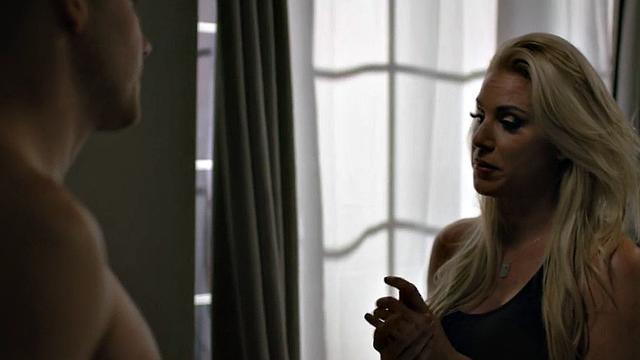 Sinning stepmom pleases stepson with her tight pussy