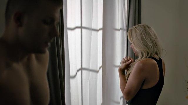 Sinning stepmom pleases stepson with her tight pussy