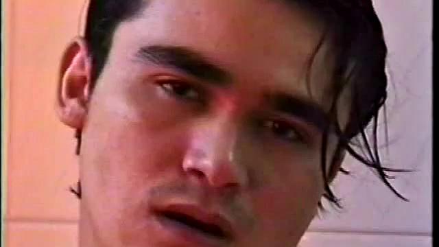 Asian twunk plays with his hairy pecker in solo