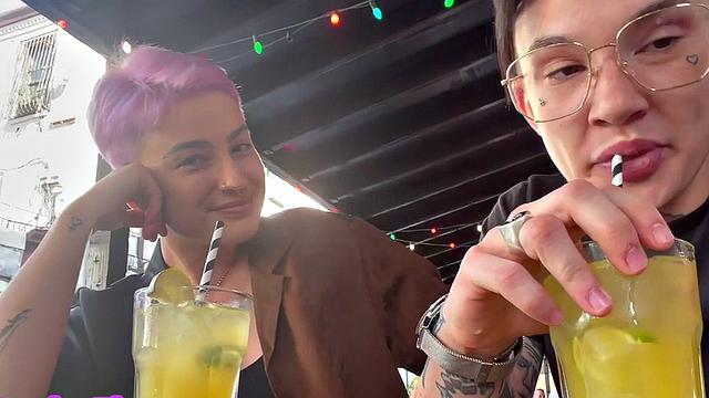 Lesbian inked queer fingers babe pussy at home