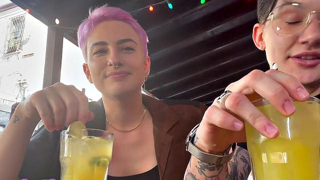 Lesbian inked queer fingers babe pussy at home