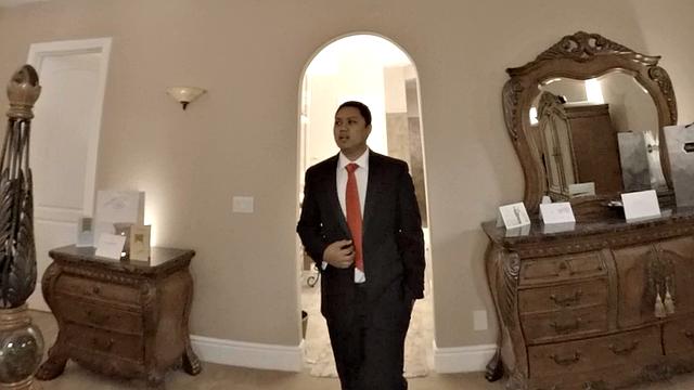 Три зрелые красотки устраивают страстную секс-вечеринку на свадебную ночь: Phoenix Marie, Angel Smalls и Chanel Preston наслаждаются друг другом по полной программе.