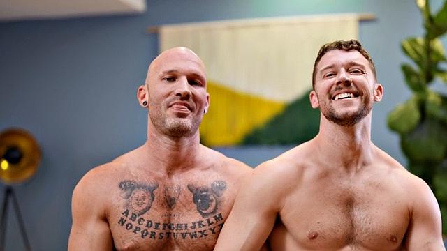 Dirty jock enjoys anal hole fucking by nasty pounder