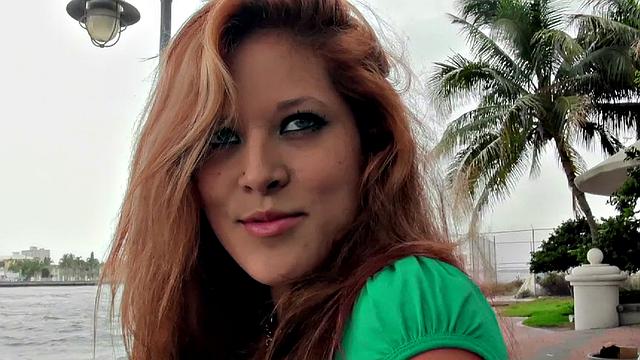 смотри, как рыжая tammy rose дрочит и ловит сперму на лицо в позе наездницы