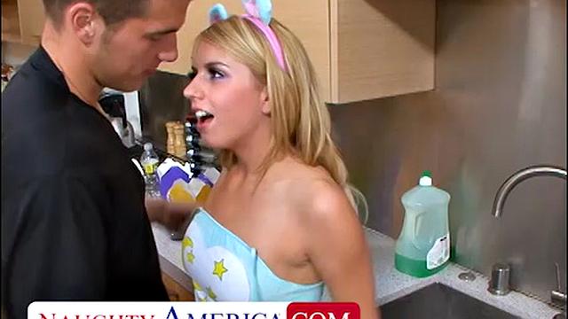 Lexi Belle celebrates Halloween in style