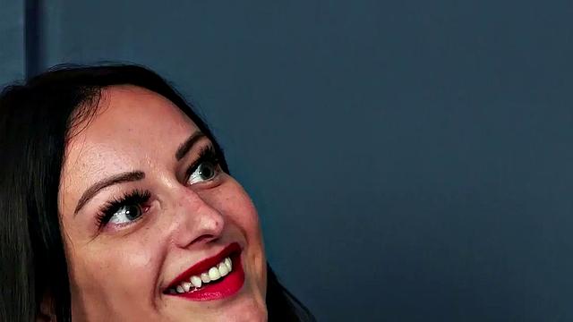 Voyeur Brit giving JOI