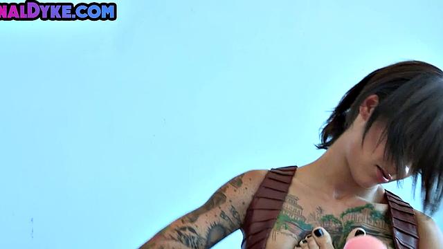 Foot fetish anal dyke in leather toyed in POV by GF