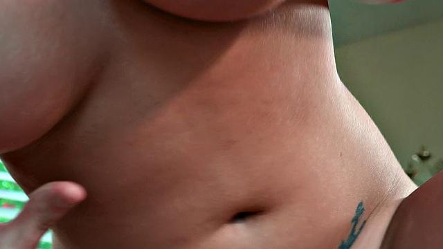 Eager Girlfriend Loves Camera