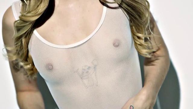 Дхарма Джонс пропускает черный хуй в жопу и шутит по ходу пьесы