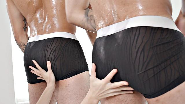 The Double Vaginal Rimmipede