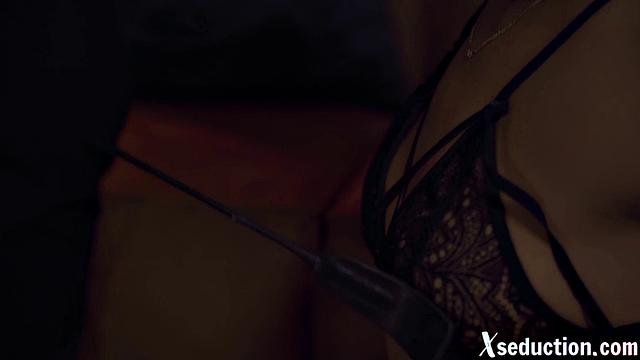 Lingerie babe gets cuntfucked by BF