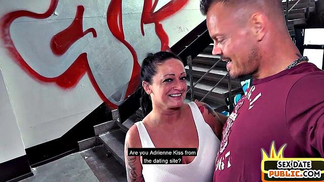 Public amateur mature fucked by date in abandoned place