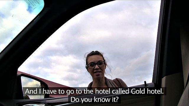 Hitchhiker in jeans gets banged hard for cash in the open car for a hot outdoor creampie