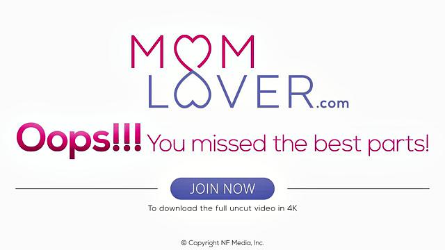 Stepmom Being A Hot Slut - S10:E6