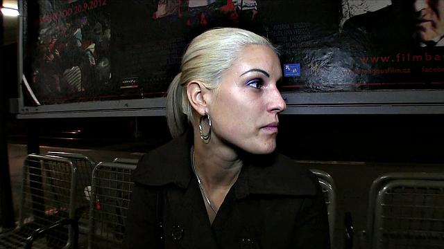 Blonde bombshell takes stranger's cock in her tight pussy on a train