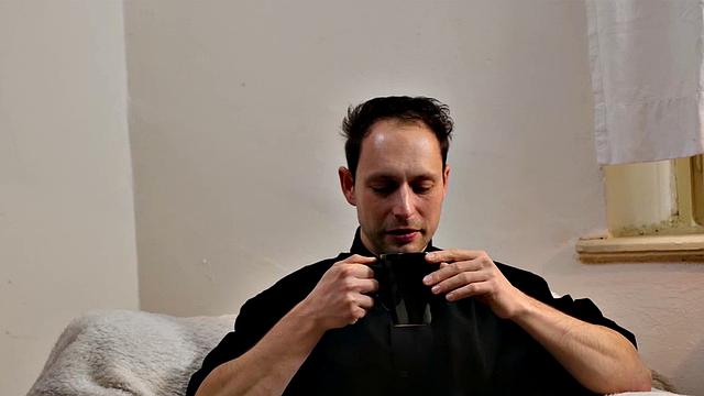 Young Jesse Asks Priest for Advice, Ends up in Steamy Church Confession