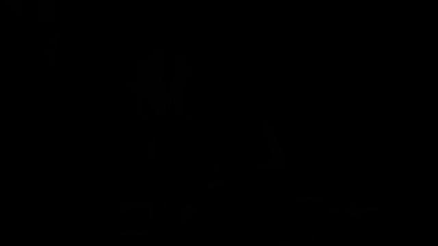 Assfisting dom enjoys gaping hole