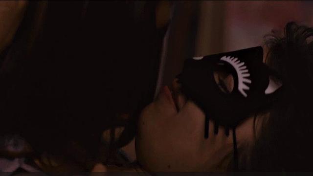 Nichole Bloom and Fabianne Therese lesbian movie