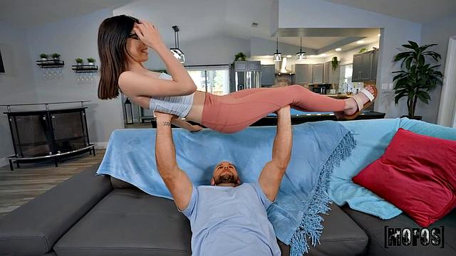 Hot Teen Is Introduced to JMac