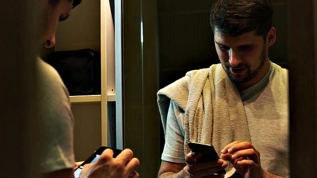 Feetbabe gives her man vapid HJ, BJ, and footjob