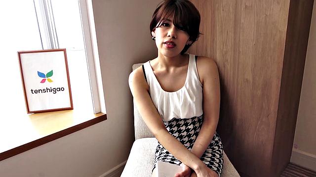 Cheating Japanese housewife Miss Hinata Nanase wants to fuck a stranger in a love hotel in Tokyo
