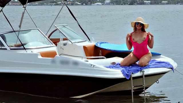 POV big babe in pink bikini enjoys outdoor public sex