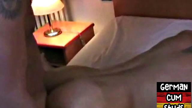 Homemade German gay bareback in amateur closeup 3some