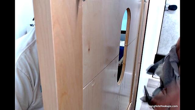 Gloryhole Suck and Bang