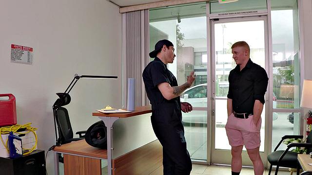 Athletic jock bareback fucked in store till cumshot