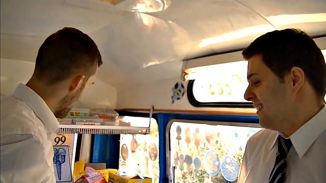 The Ice Cream Vender's A Bender: Scene 4