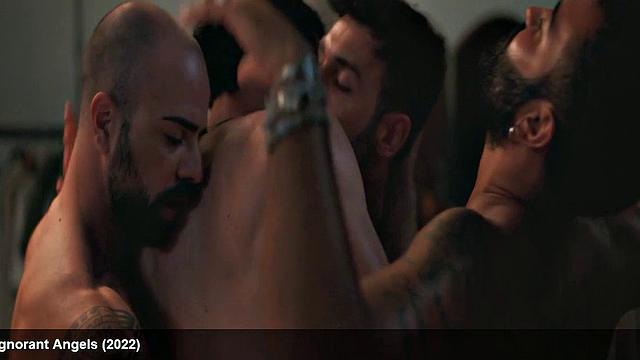 Eduardo Scarpetta Participates in Group Gay Action