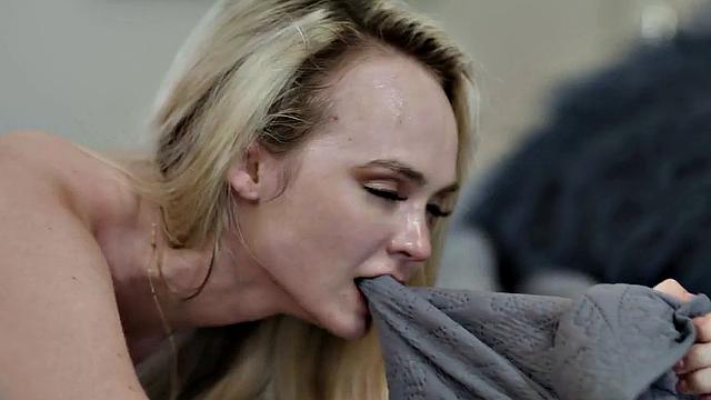 Blonde stepdaughter pussypounded by her stepdad