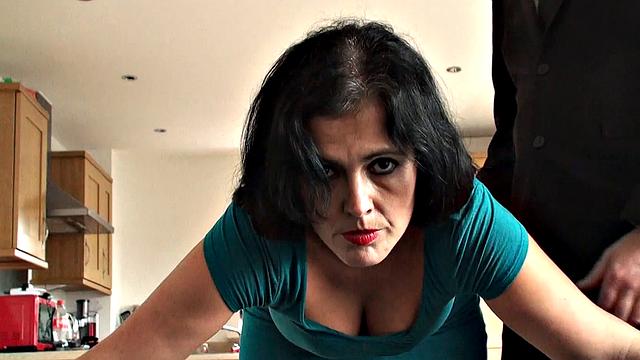 SMontse Swinger: Slave Mum's Brutal Sodom Hardcore, Milf