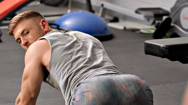 Eager athletic jock anal pounded in gym before receiving facial