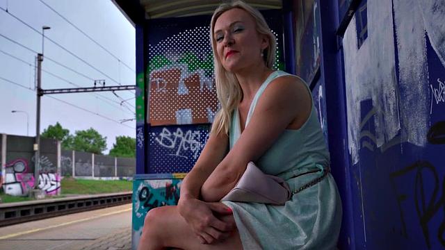 Busty European babe publicly cockrides after blowjob in the park