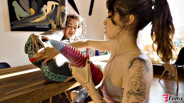 anuskatzz мощно сквиртит на eden после глубокого анального кайфа