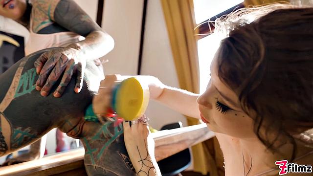 Anuskatzz squirts all over Eden