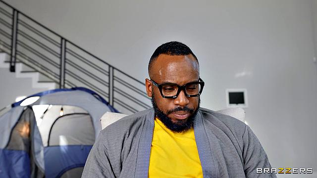 Glamping Gloryhole-Hunter Duo