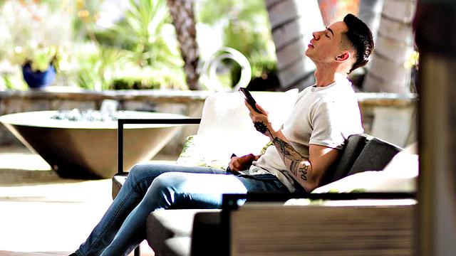 Athletic stud bareback banged by inked BF outdoors on terrace