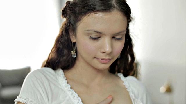 Hot Masturbating Babe