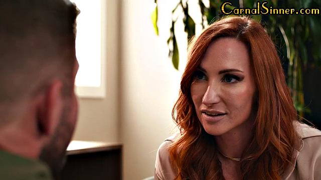 Шикарная грудь и страсть к глубокому минету после жёсткой ебли во влагалище.