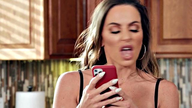 Lez MILF enjoys with her Asian GF in steamy scissoring