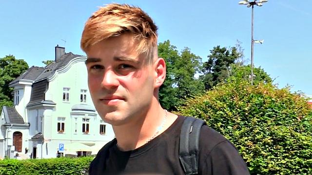 Picked up stud gets outdoor forest assfuck in POV