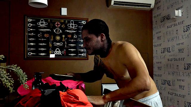 TS Andressa Paiva Wants the Cum