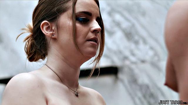 Enjoying my new BBW roommate was amazing!