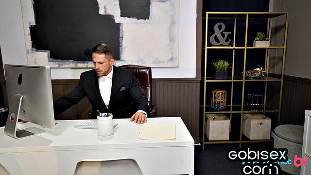 Stunning cougar watches gay fucking