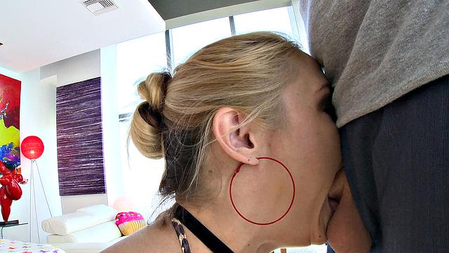 Sarah Vandella, Back with a Vengeance